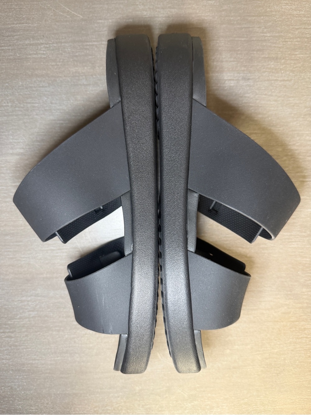 Crocs Women’s Black Platform Slide Sandals Slip-On Cushioned Synthetic Size 8W - Picture 6 of 9